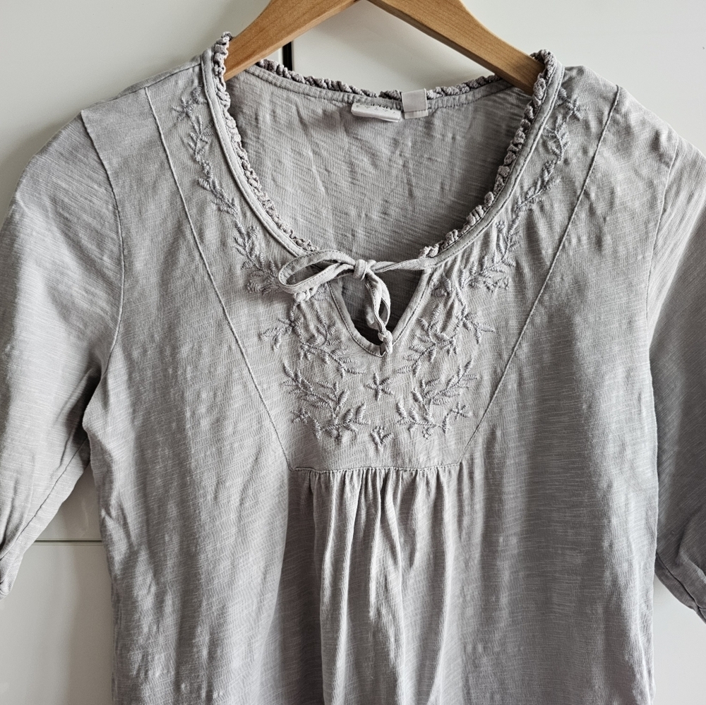 Embroidered Top - Picture 2 of 6